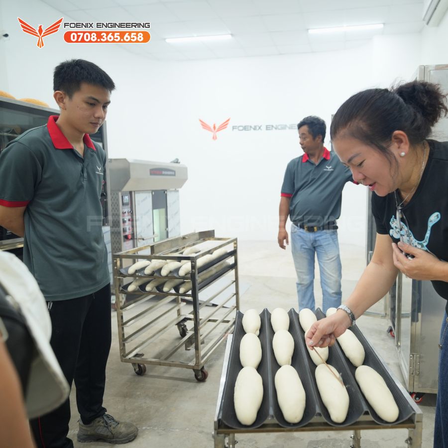 học làm bánh mì để mở tiệm bao nhiêu tiền