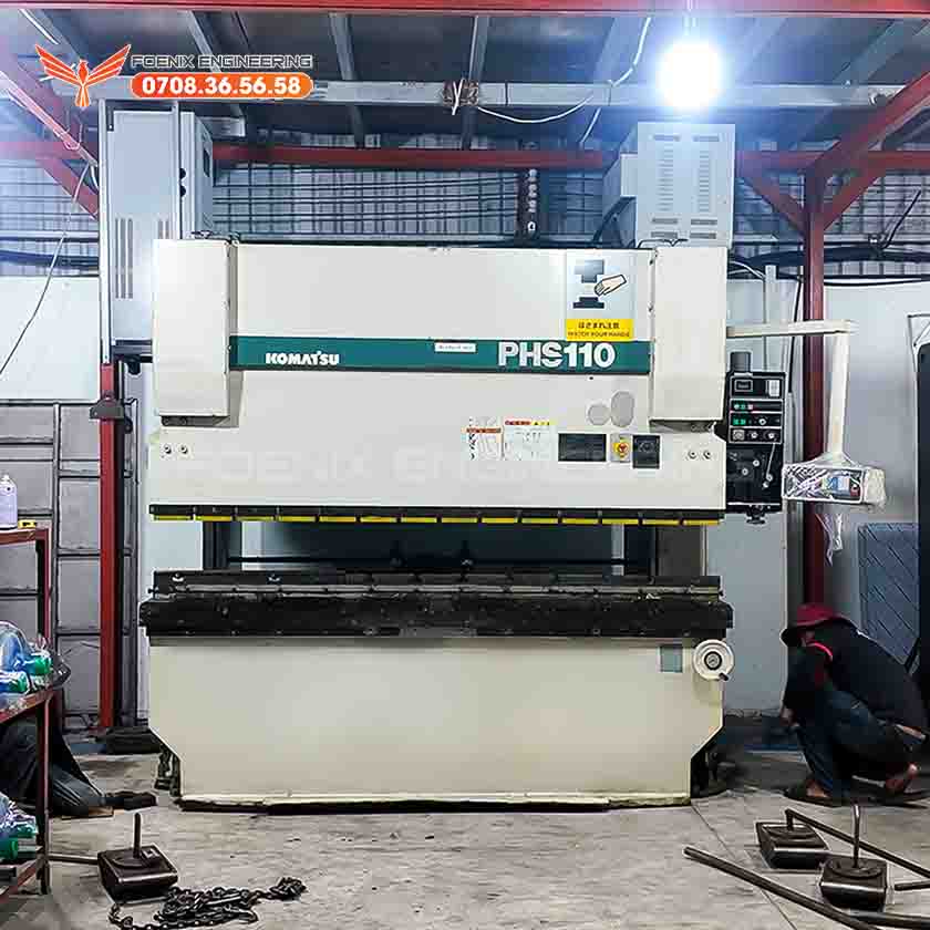 Công nghệ chấn CNC Komatsu PHS110