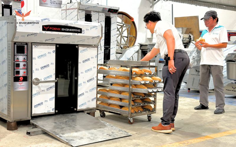 việt kiệu úc mua lò bánh mì