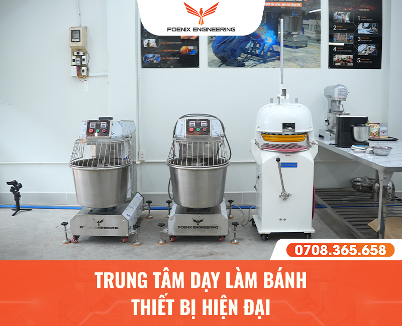 Trung tâm dạy bánh mì trang bị thiết bị hiện đại