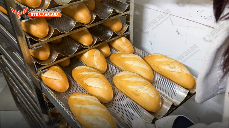 Làm bánh mì Sài Gòn ở Lào Cai