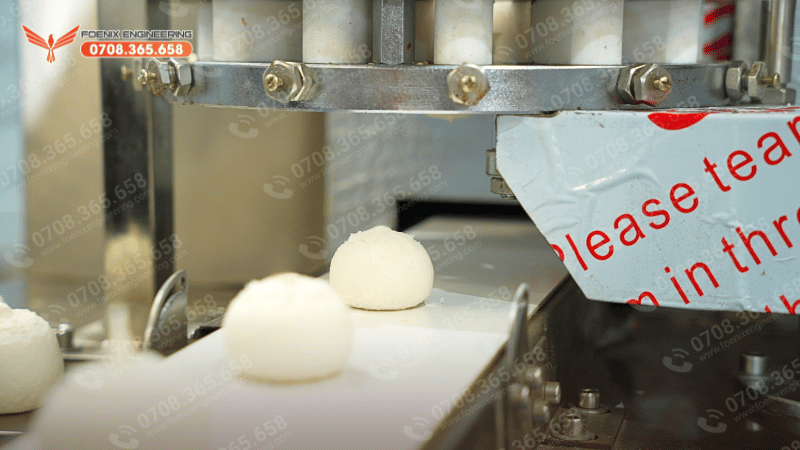 Máy làm bánh trôi nước bằng bột nếp tự động