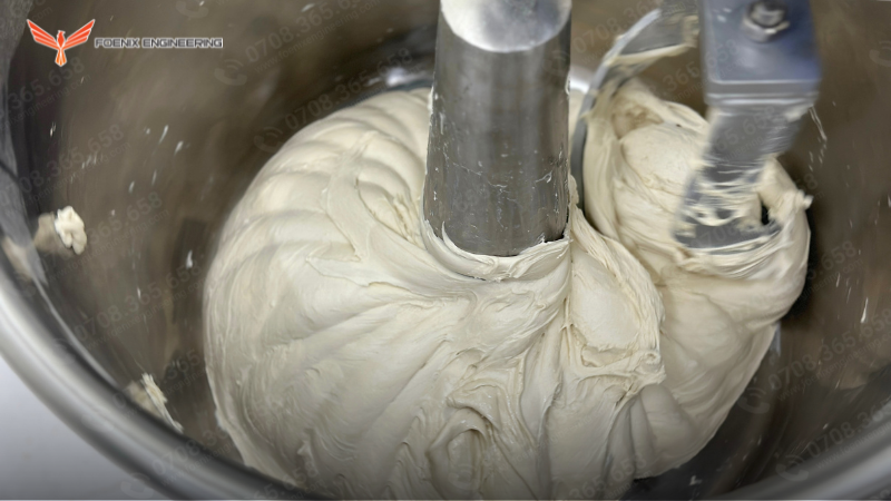 Máy trộn bột làm bánh mì phù hợp quy mô lớn