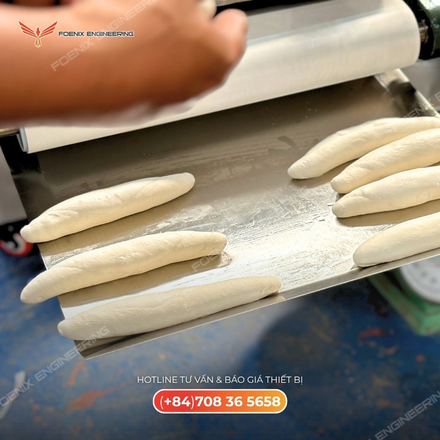máy vê bột tạo hình ổ bánh mì