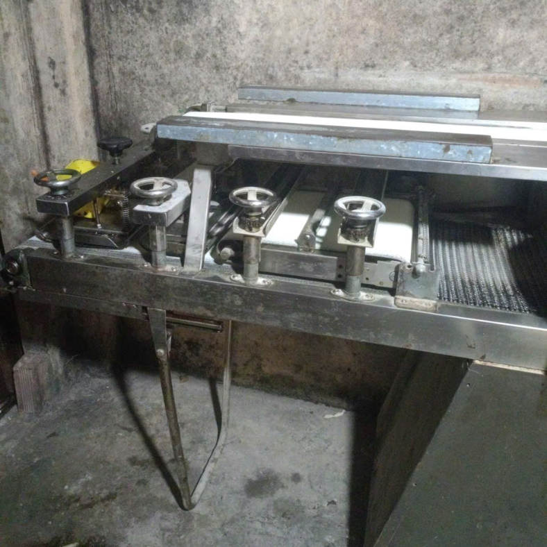 máy vê kém chất lượng